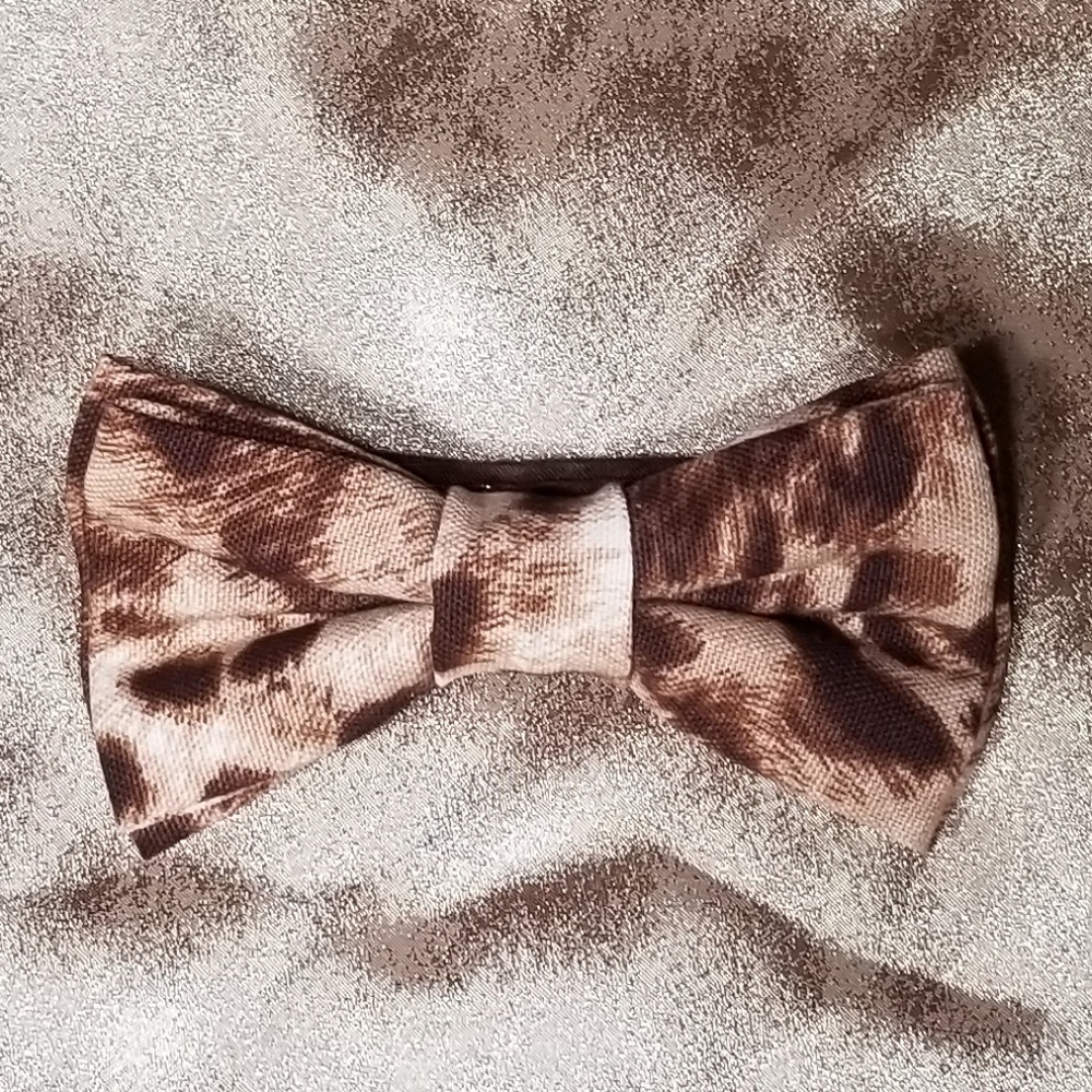 Animal Print Bow Tie